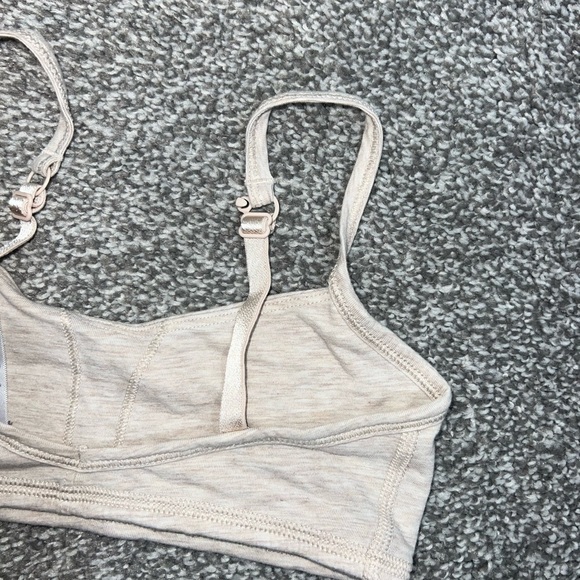 IVIVVA TRAINING BRA GIRLS SIZE 8 - Picture 5 of 7